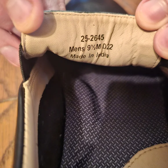 Johnston & Murphy McGuffey Black Full Grain Leather Slip-Ons - Picture 5 of 7